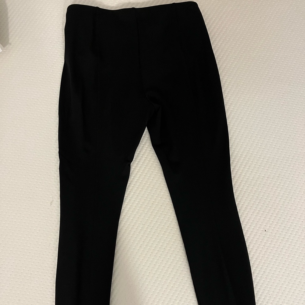 Black Tahari stretchy leggings